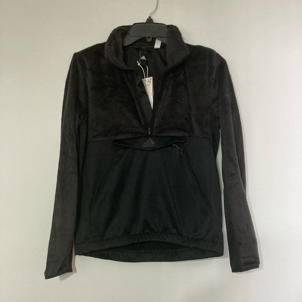 Adidas Women Long Sleeve Team Issues 1/2 ZIP Top